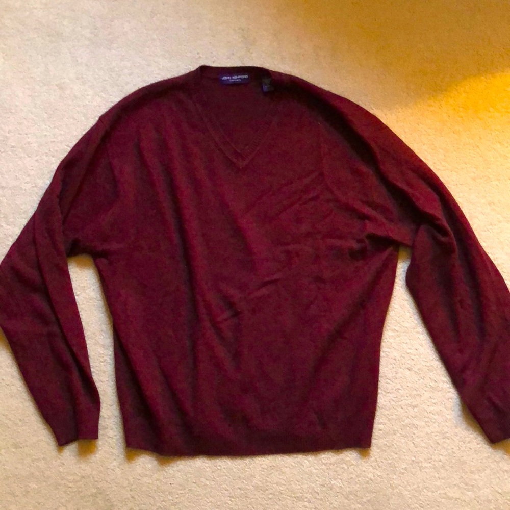 Men’s burgundy Cashmere Sweater